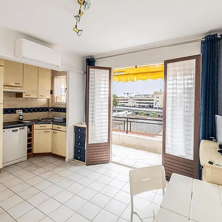 Le Bristol Avec Balcon Au Calme En Centre-ville